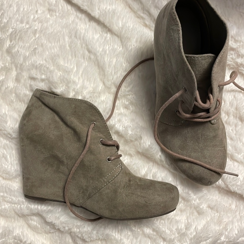 X appeal, beige, size 7